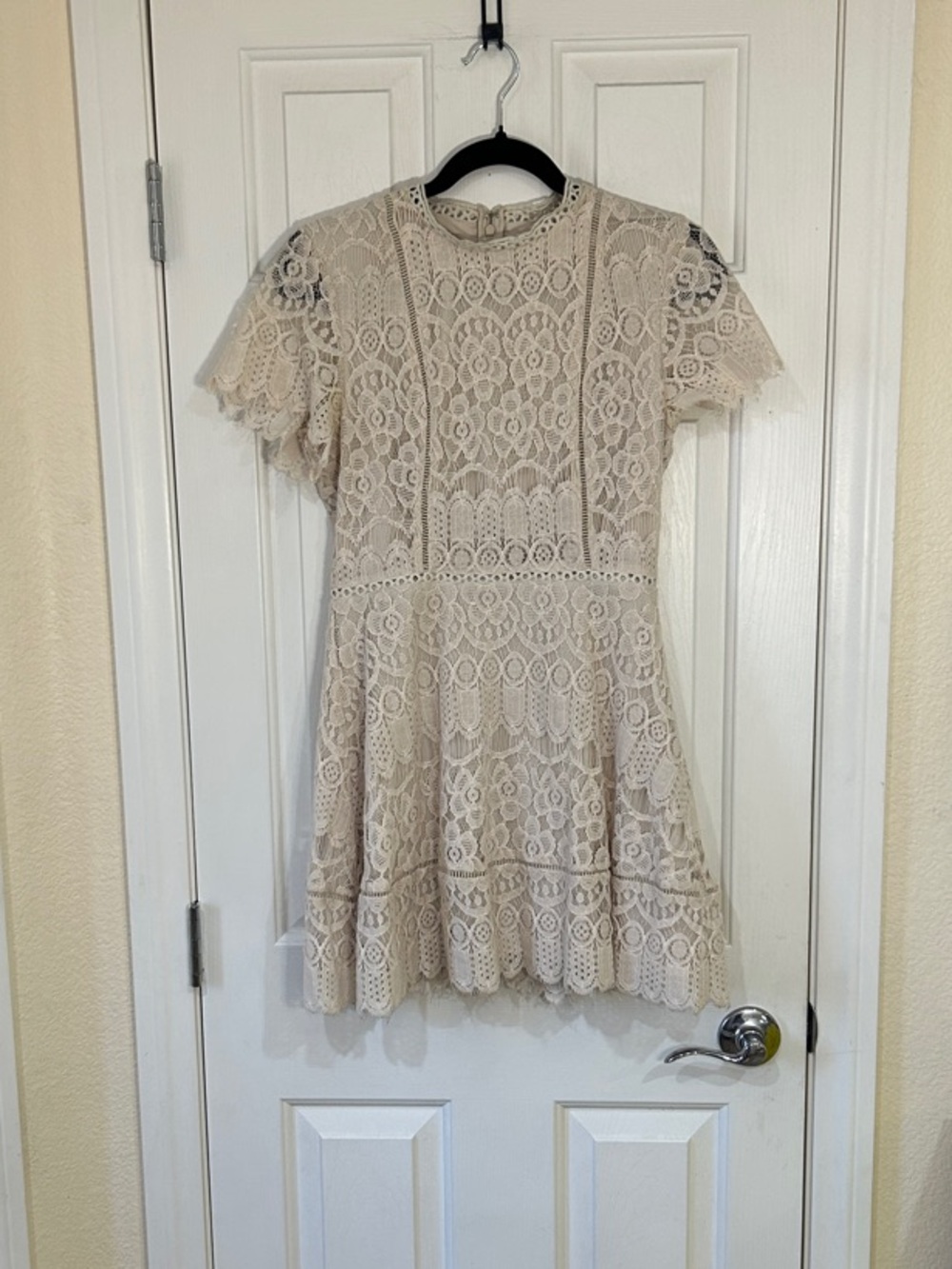 Blu Pepper Cream Boho Lace Mini Dress - High Neck Crochet Detail - Small